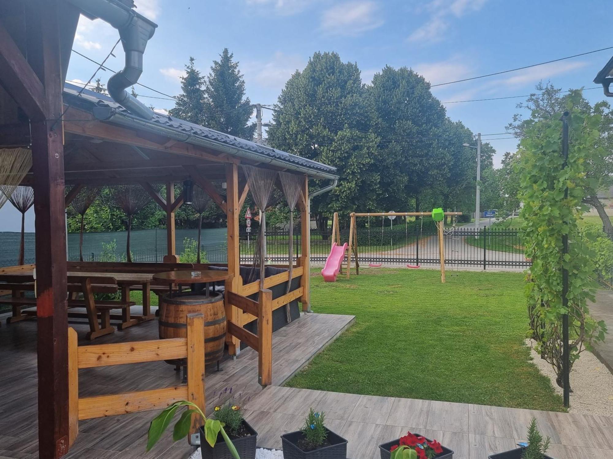 Holiday Home Baotic Velika Mlaka 외부 사진